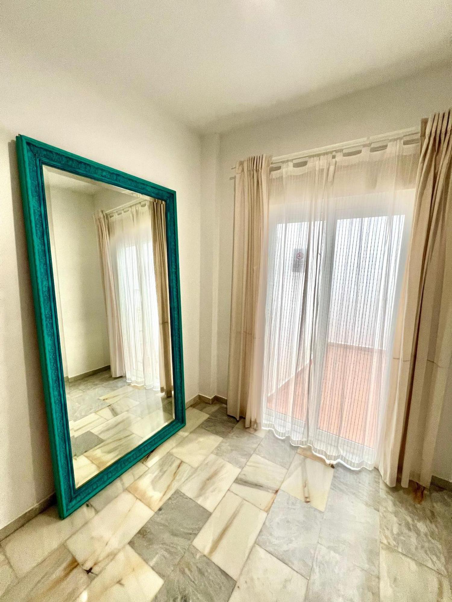 Amazing Apartment City Center - Optional Parking Malaga Zewnętrze zdjęcie